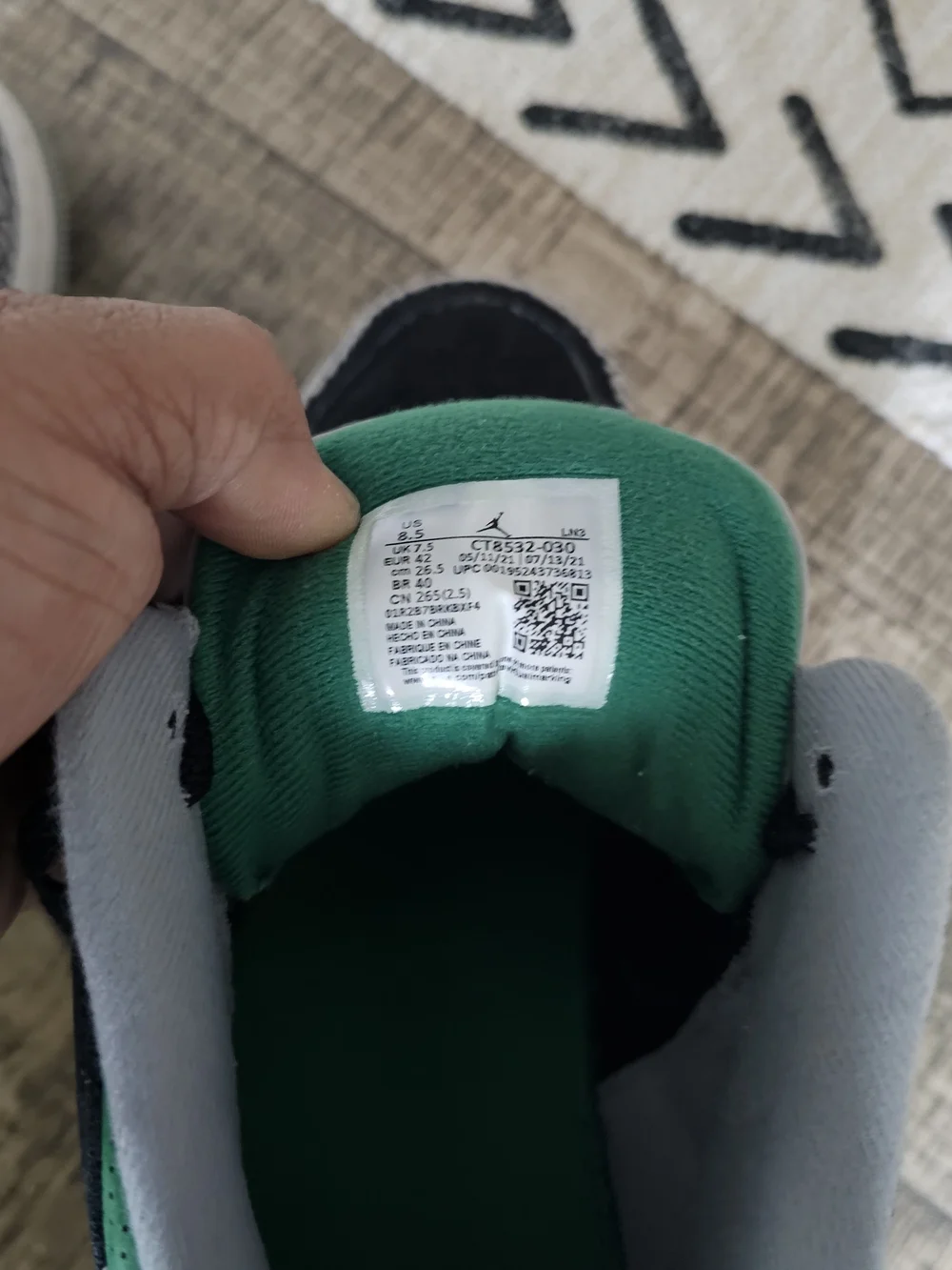 Jordan Men’s Black, White & Green Athletic Shoes